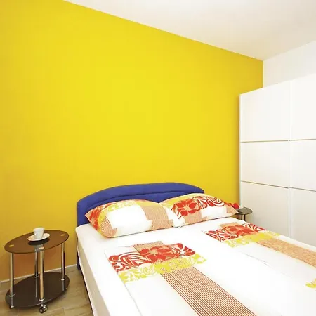 Apartamento One-bedroom In *